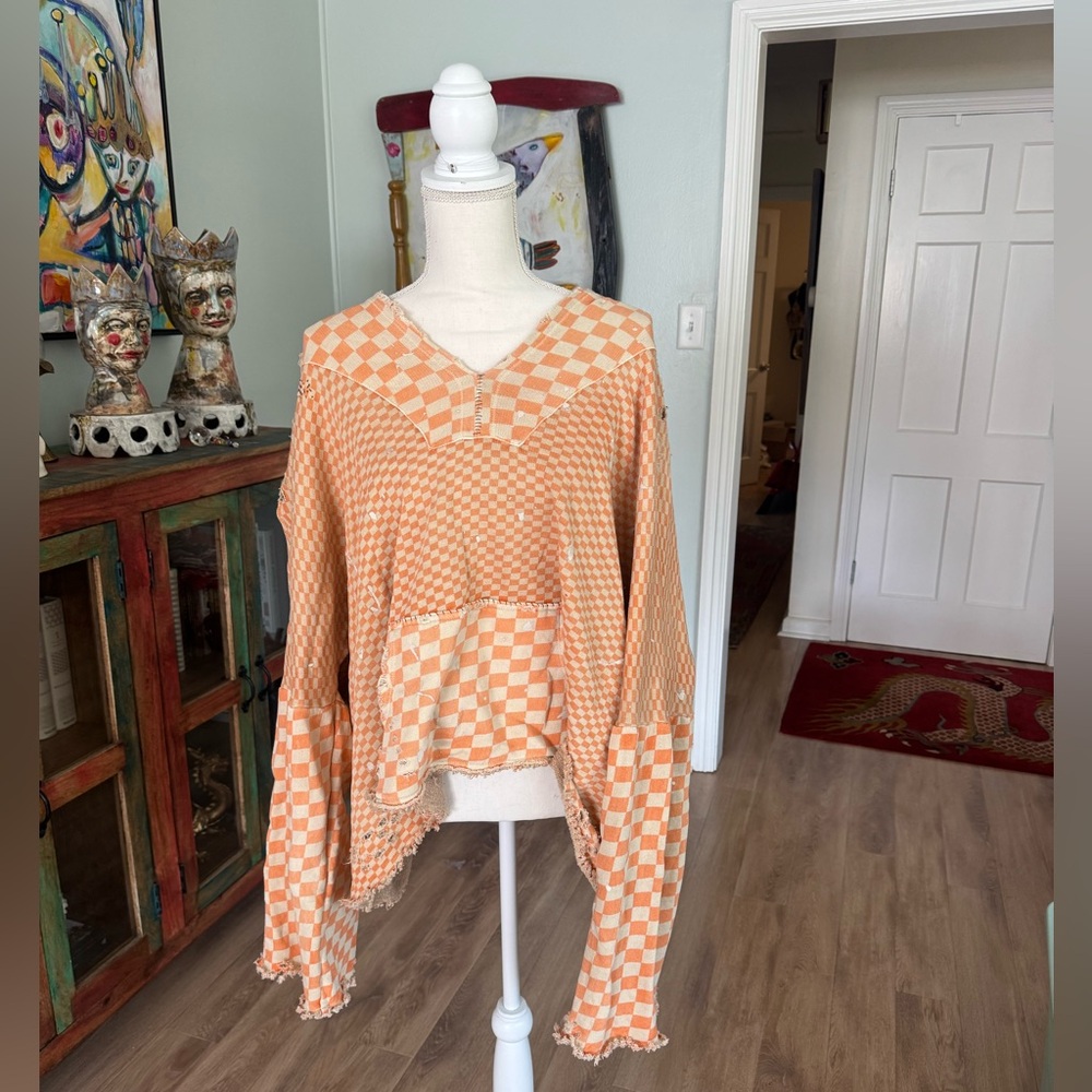 Magnolia Pearl checkered sweatshirt